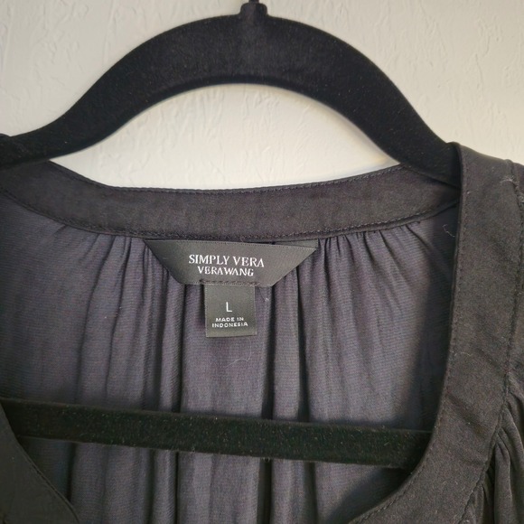 Simply Vera‎ Wang Black Long Sleeve V-Neck Blouse Top Size L Roll Sleeves - Picture 3 of 11